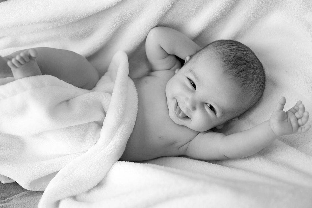 L’importanza di idratare la pelle del neonato fin dai primi giorni