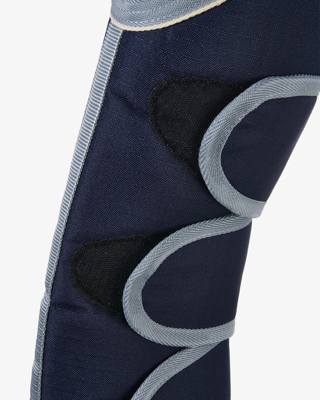 Travelling boots set and tail guard