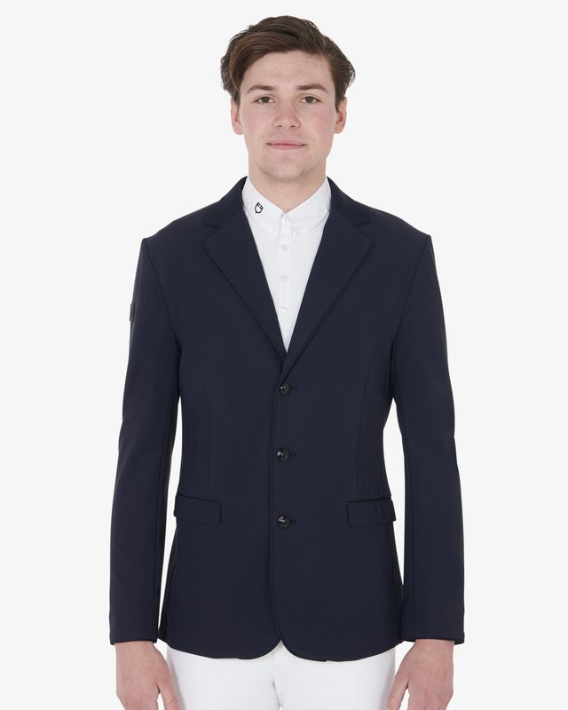 Men's competition jacket with three buttons
