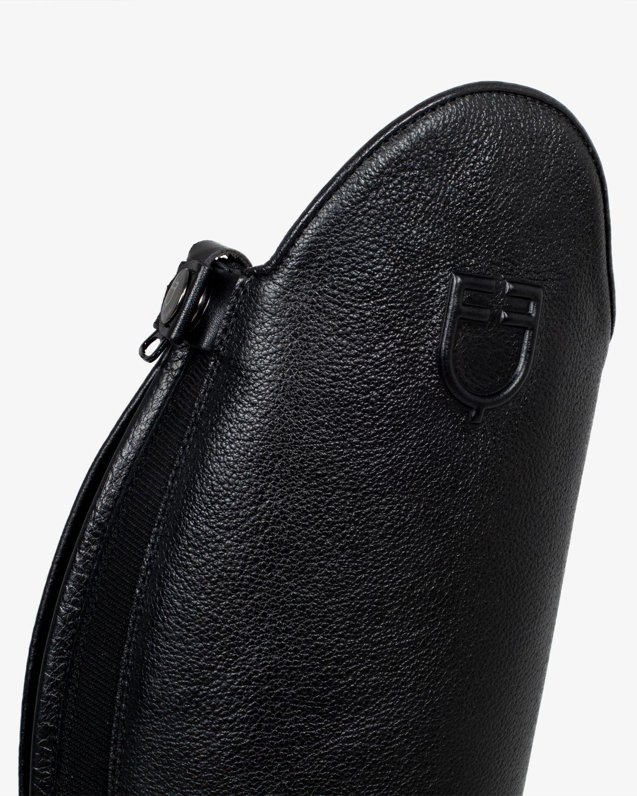 Unisex calfskin boots with front laces