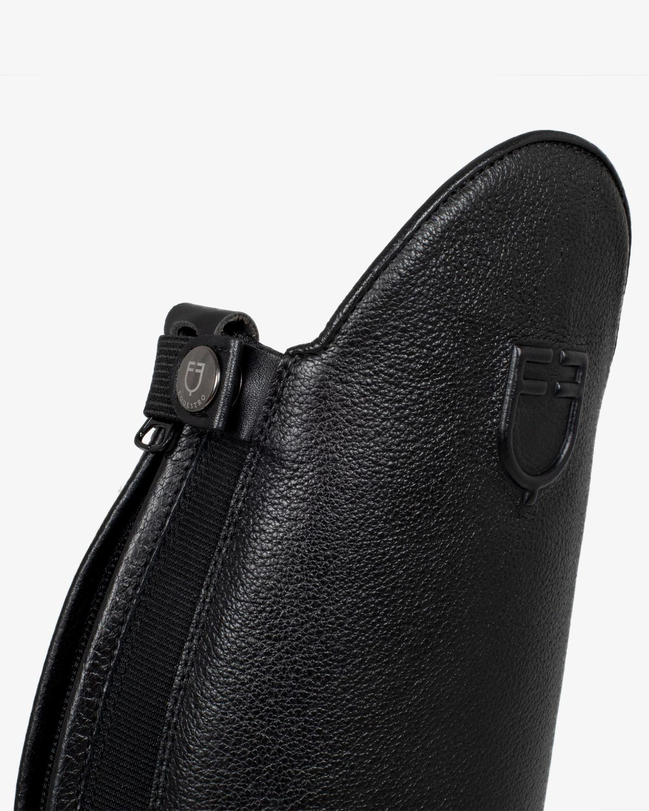 Unisex calfskin boots with front laces