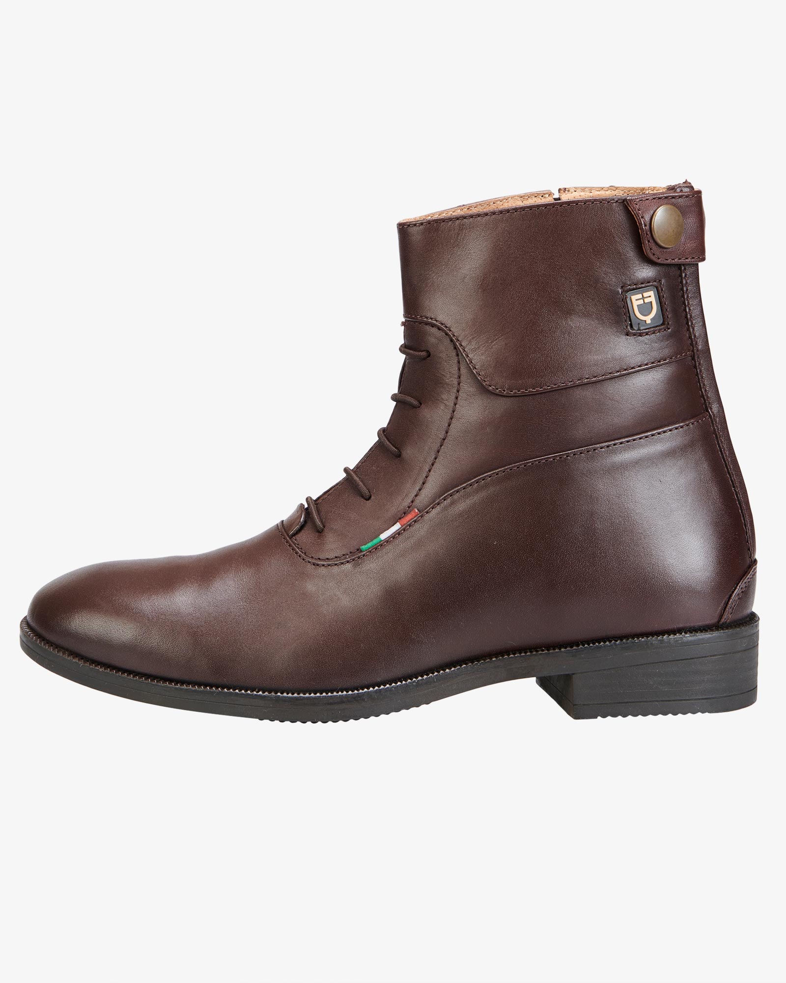 Unisex ankle boots with laces