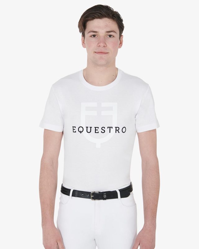 Men's slim fit t-shirt with logo on the chest