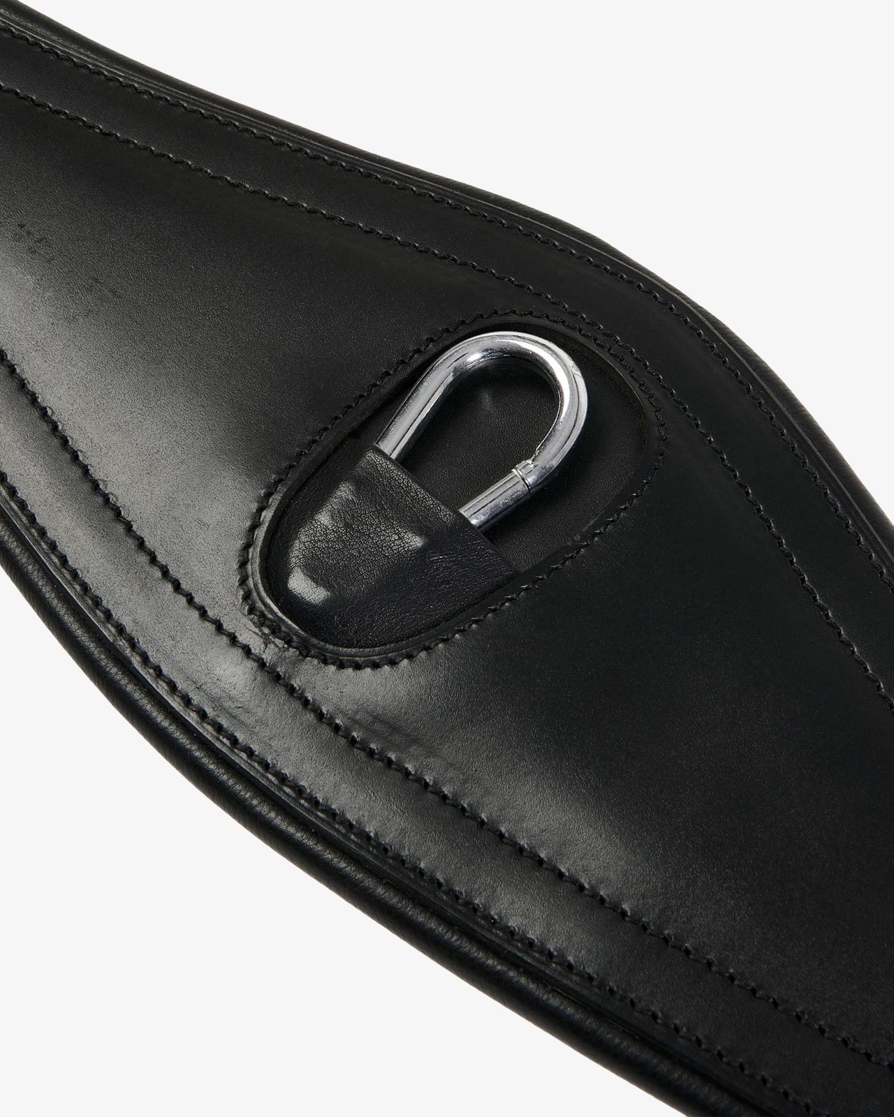 Leather jumping girth with elastic bands
