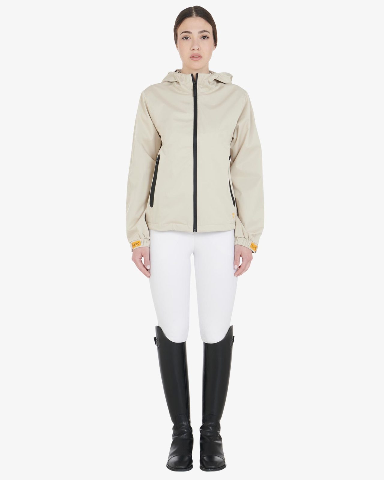 Women's three-layer technical raincoat