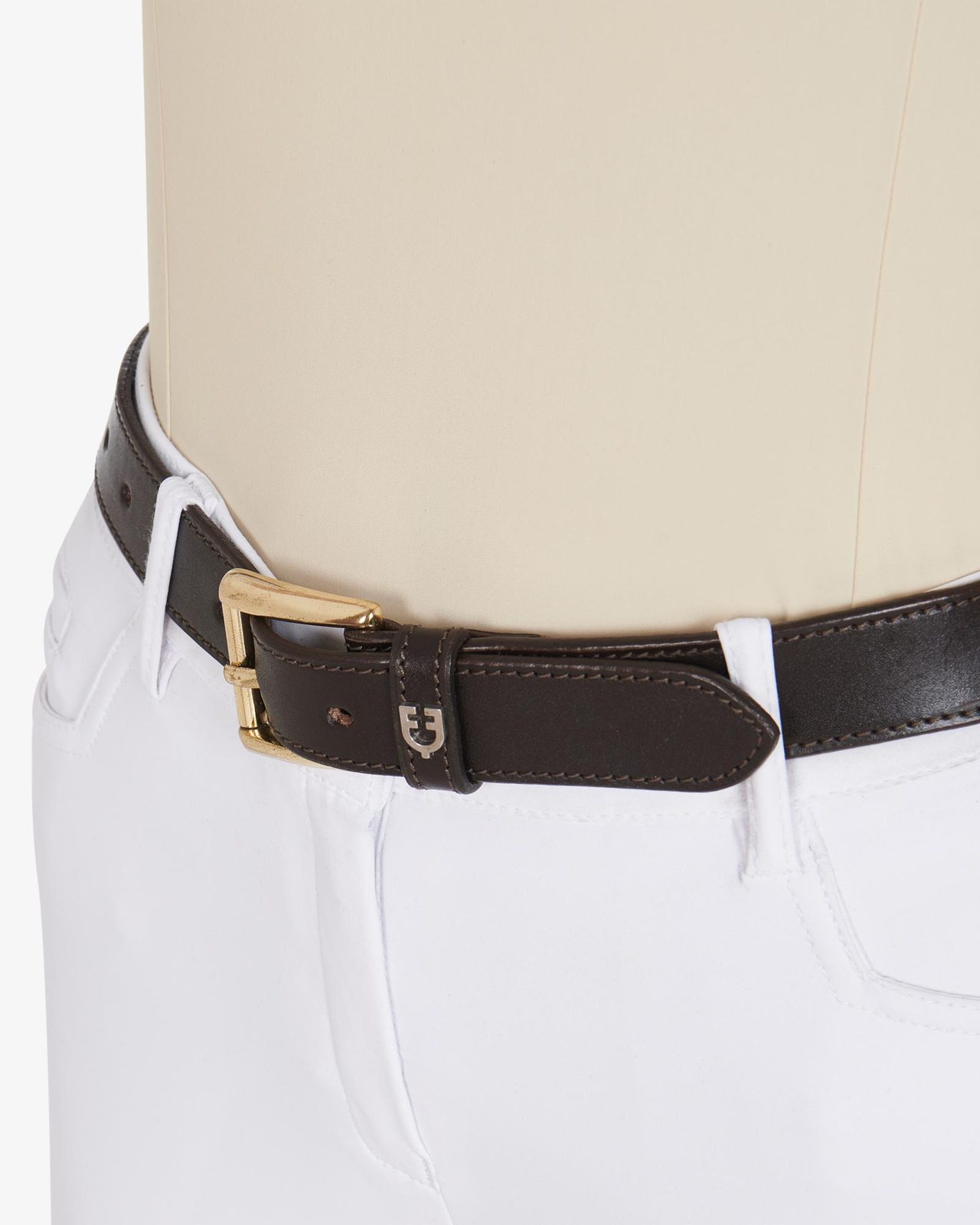 Leather belt with snaffle bits