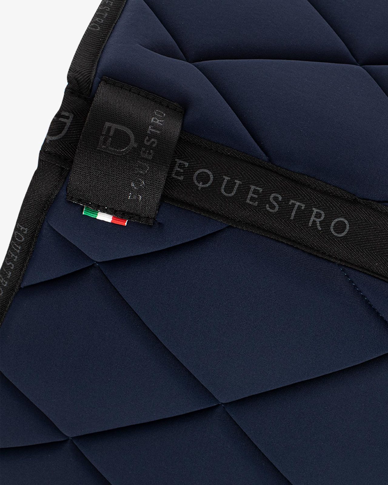 Jumping saddle pad breathable technical fabric