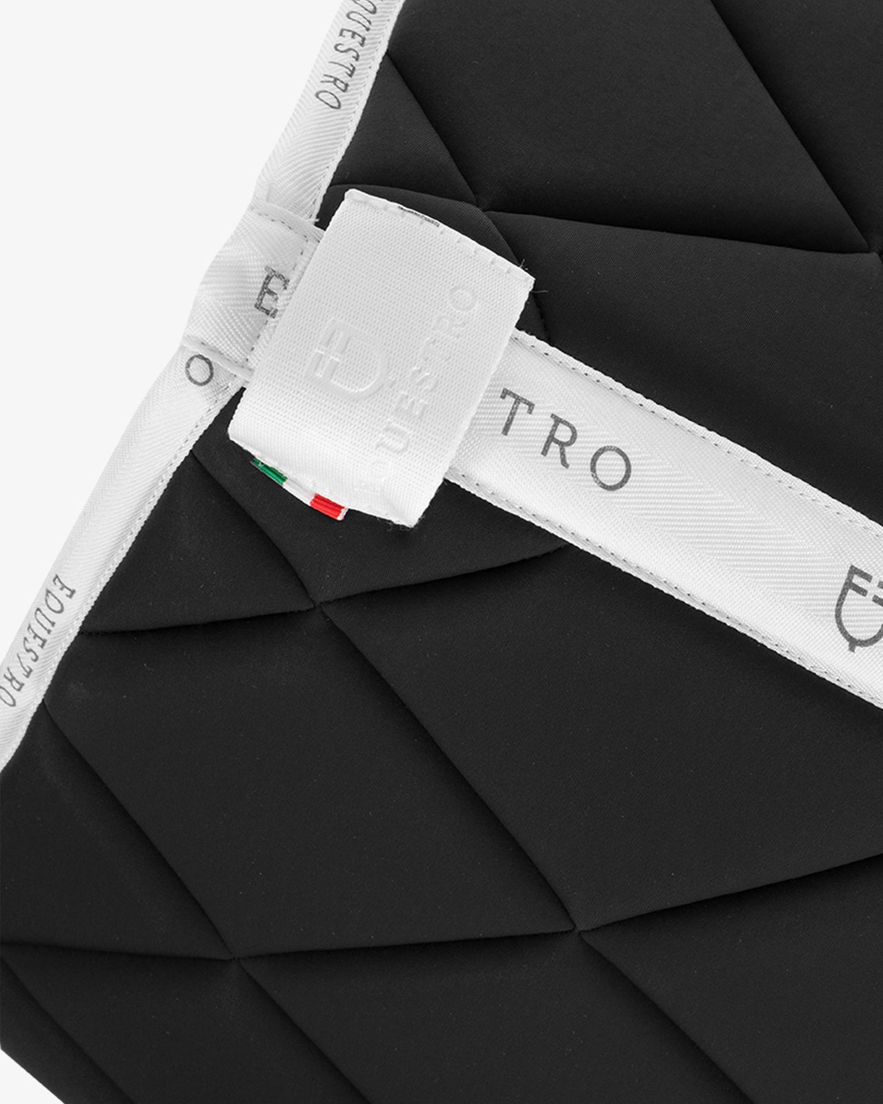 Jumping saddle pad technical fabric with logo