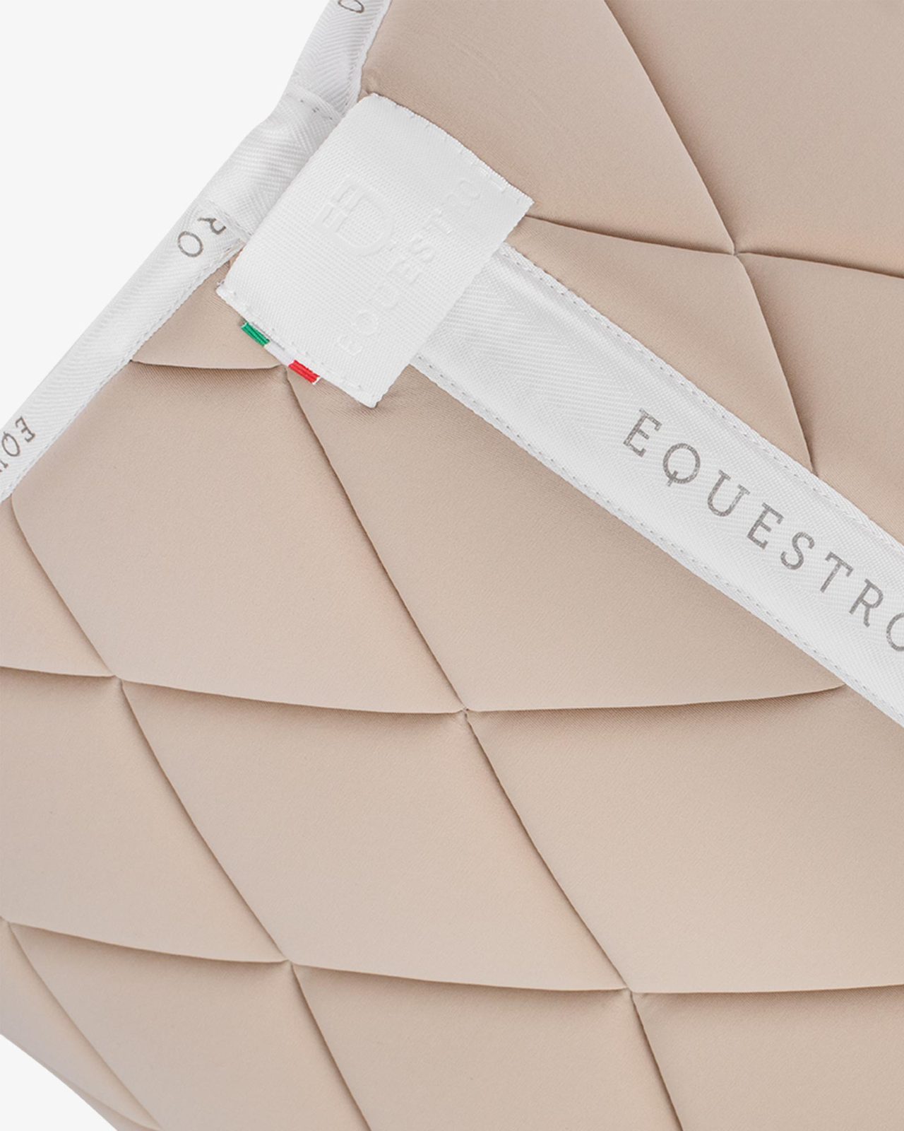 Jumping saddle pad breathable technical fabric