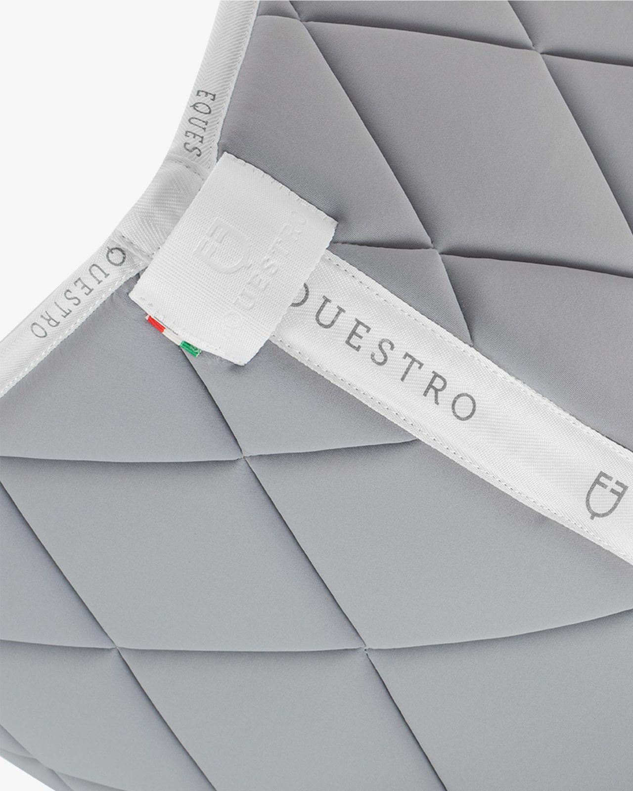 Jumping saddle pad technical fabric with logo