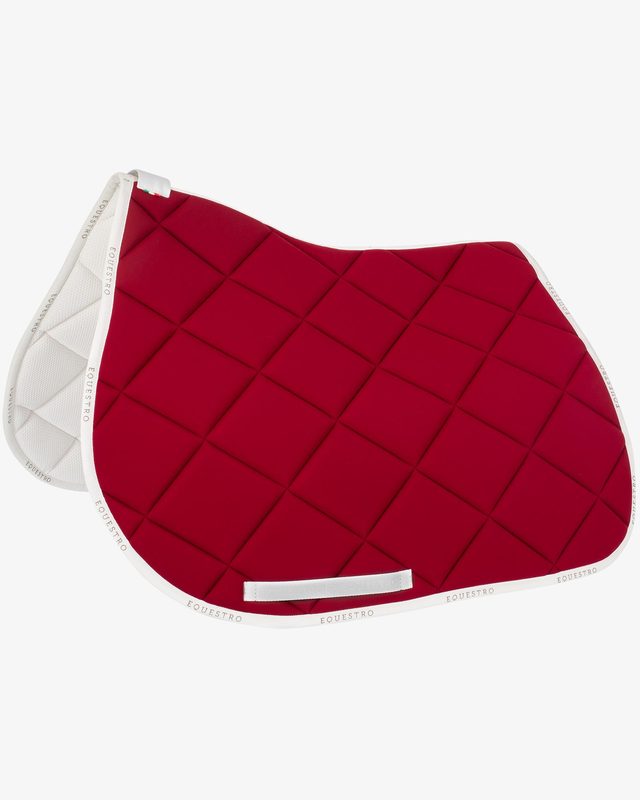 Jumping saddle pad breathable technical fabric