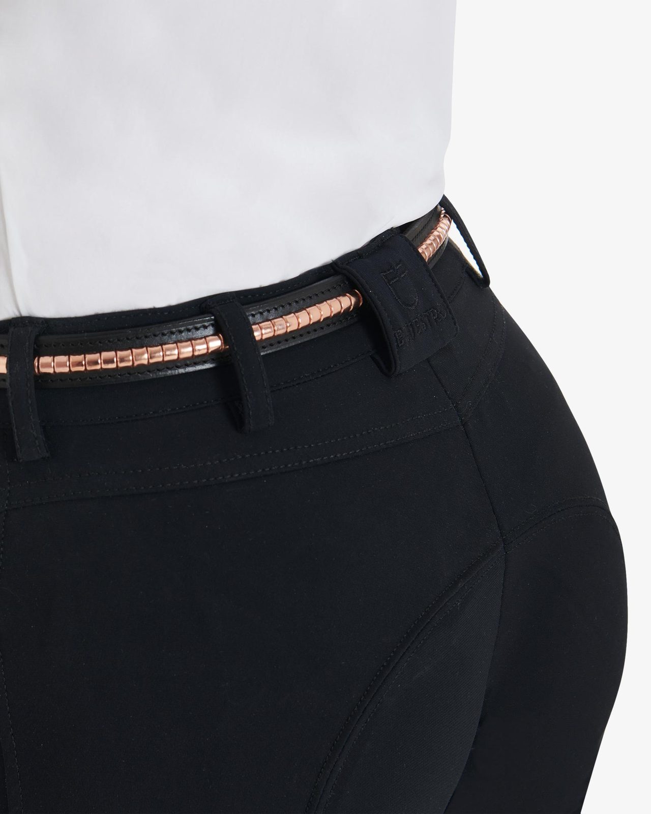 Leather belt with rose gold clincher