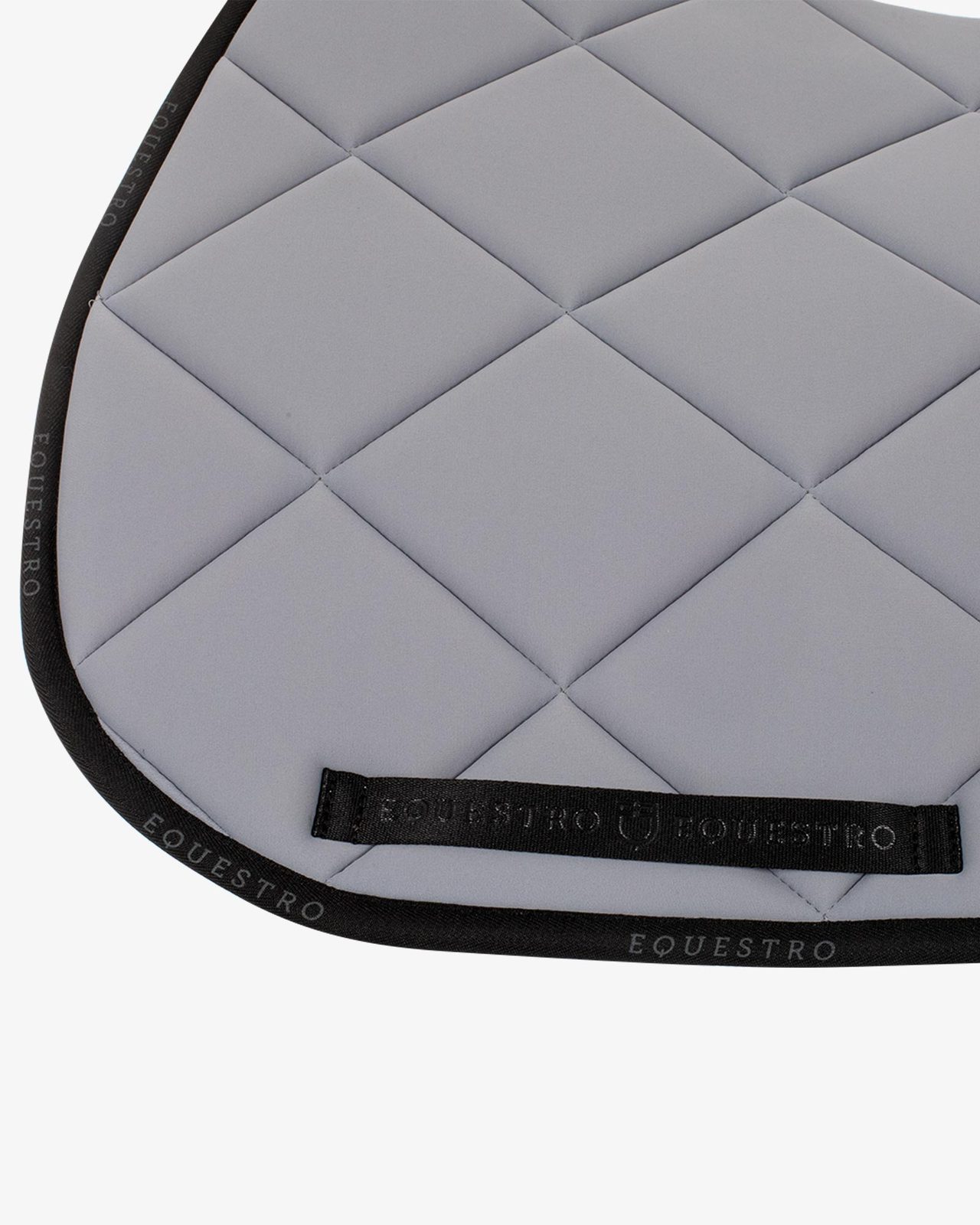 Jumping saddle pad breathable technical fabric