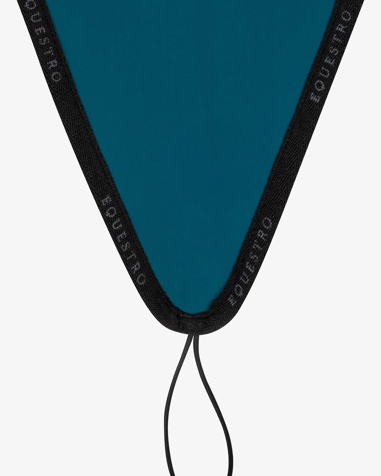 Fly veil in technical fabric with noseband attachment