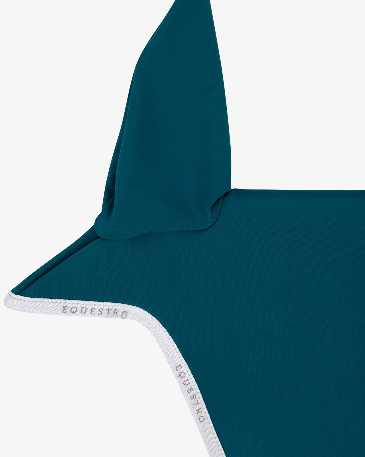 Fly veil in technical fabric with noseband attachment