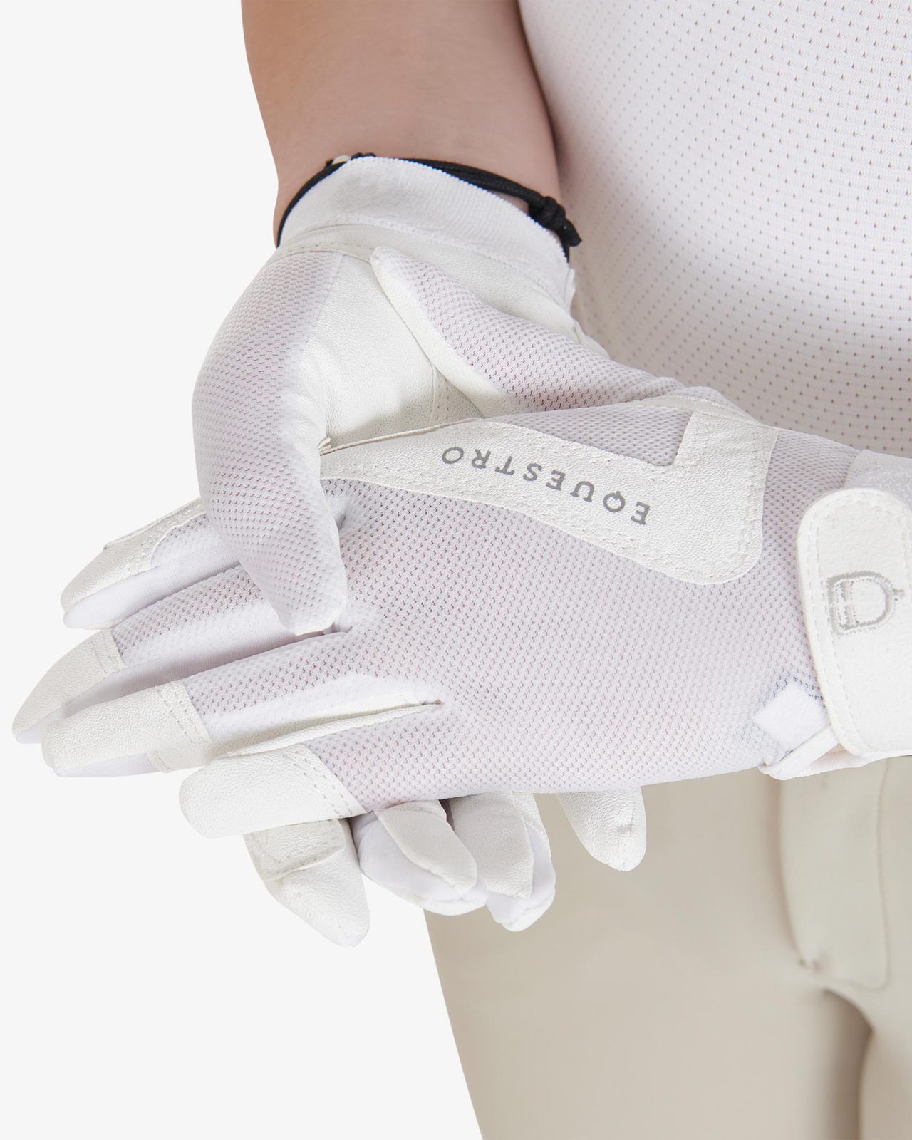 Kids' gloves in technical fabric