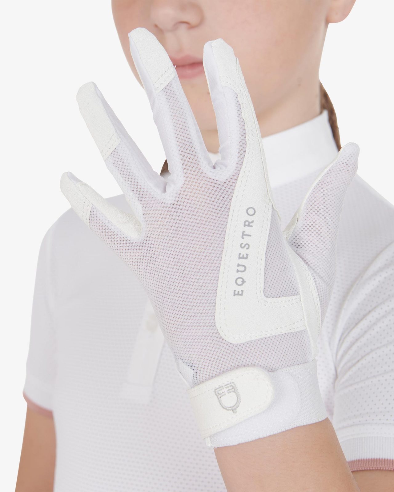 Kids' gloves in technical fabric