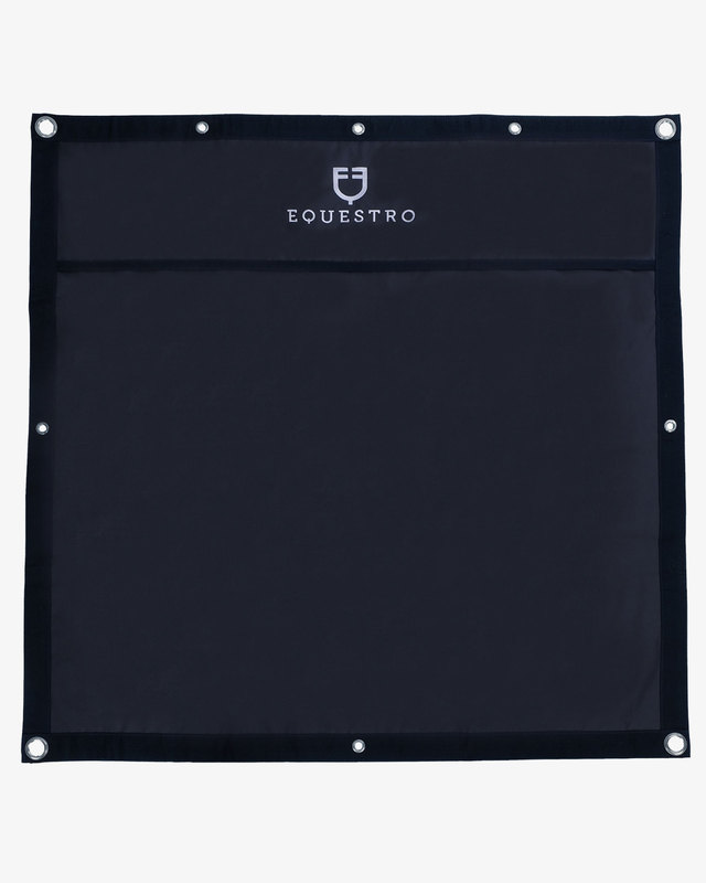 Water-repellent box curtain