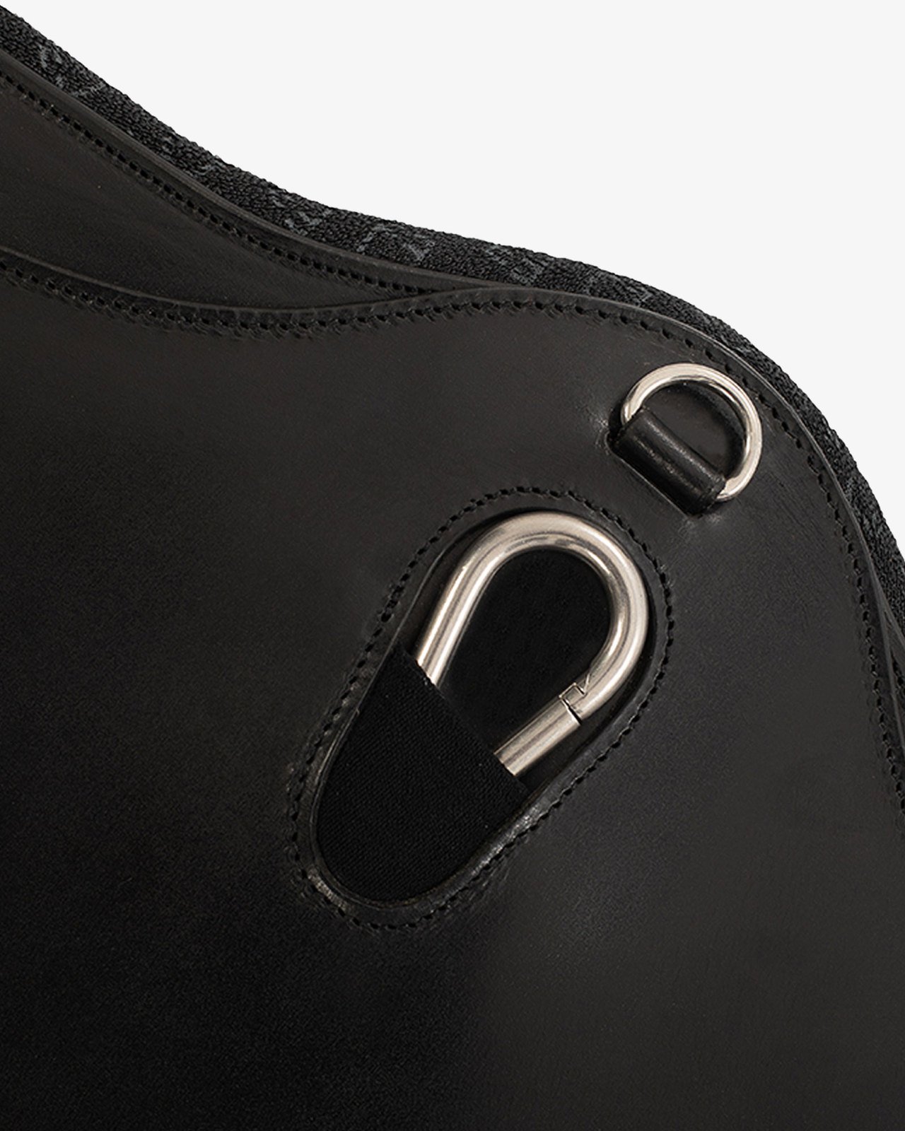 Jumping girth bellyguard