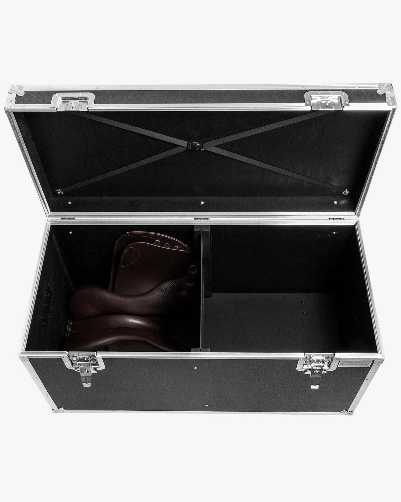 Laminated wool horizontal trunk