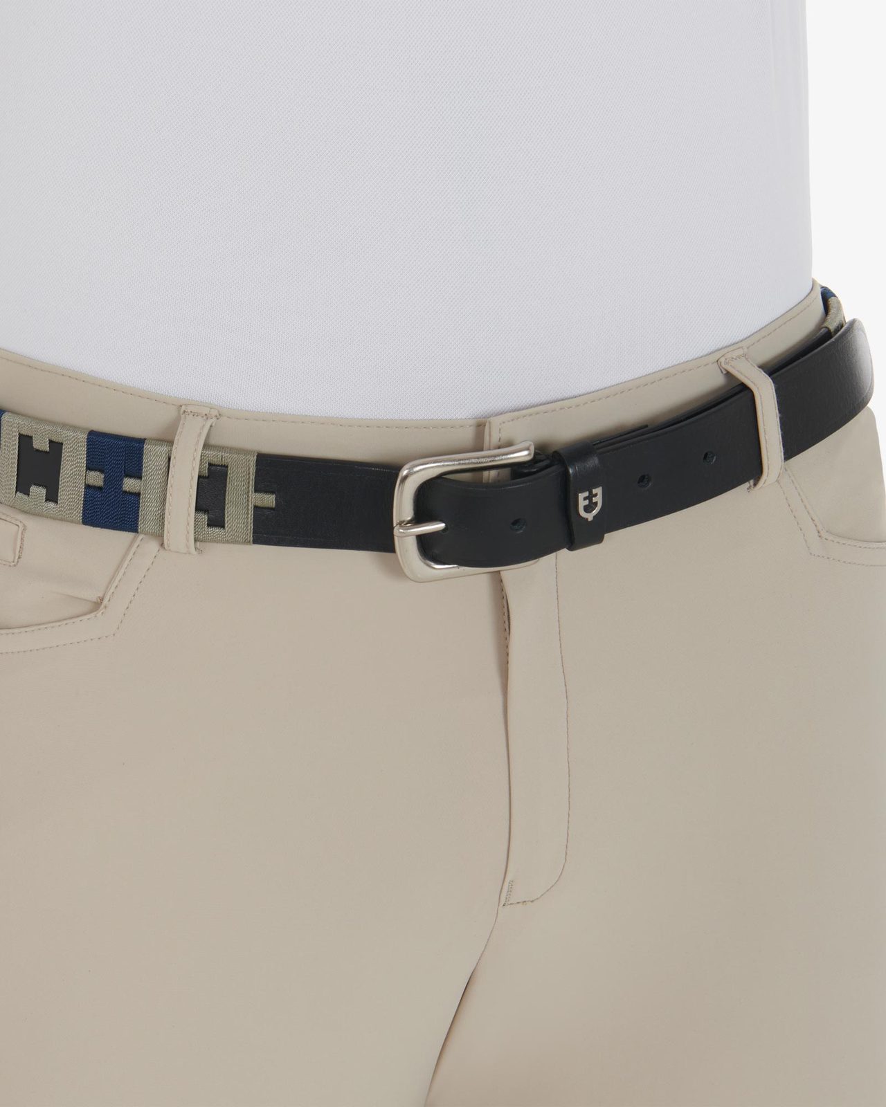 Leather belt with geometric pattern