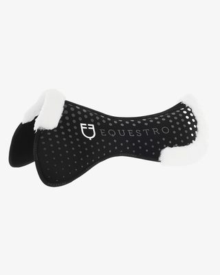 Breathable ecowool pad with grip