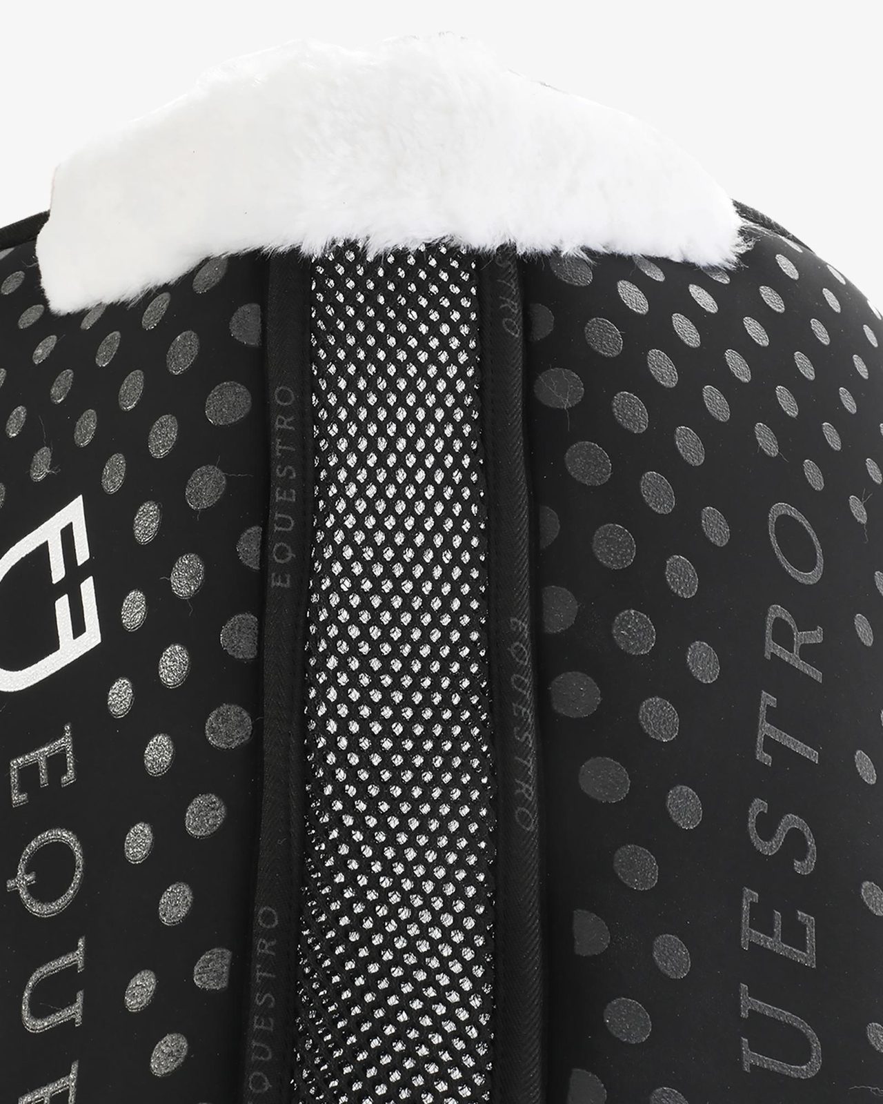 Breathable ecowool pad with grip