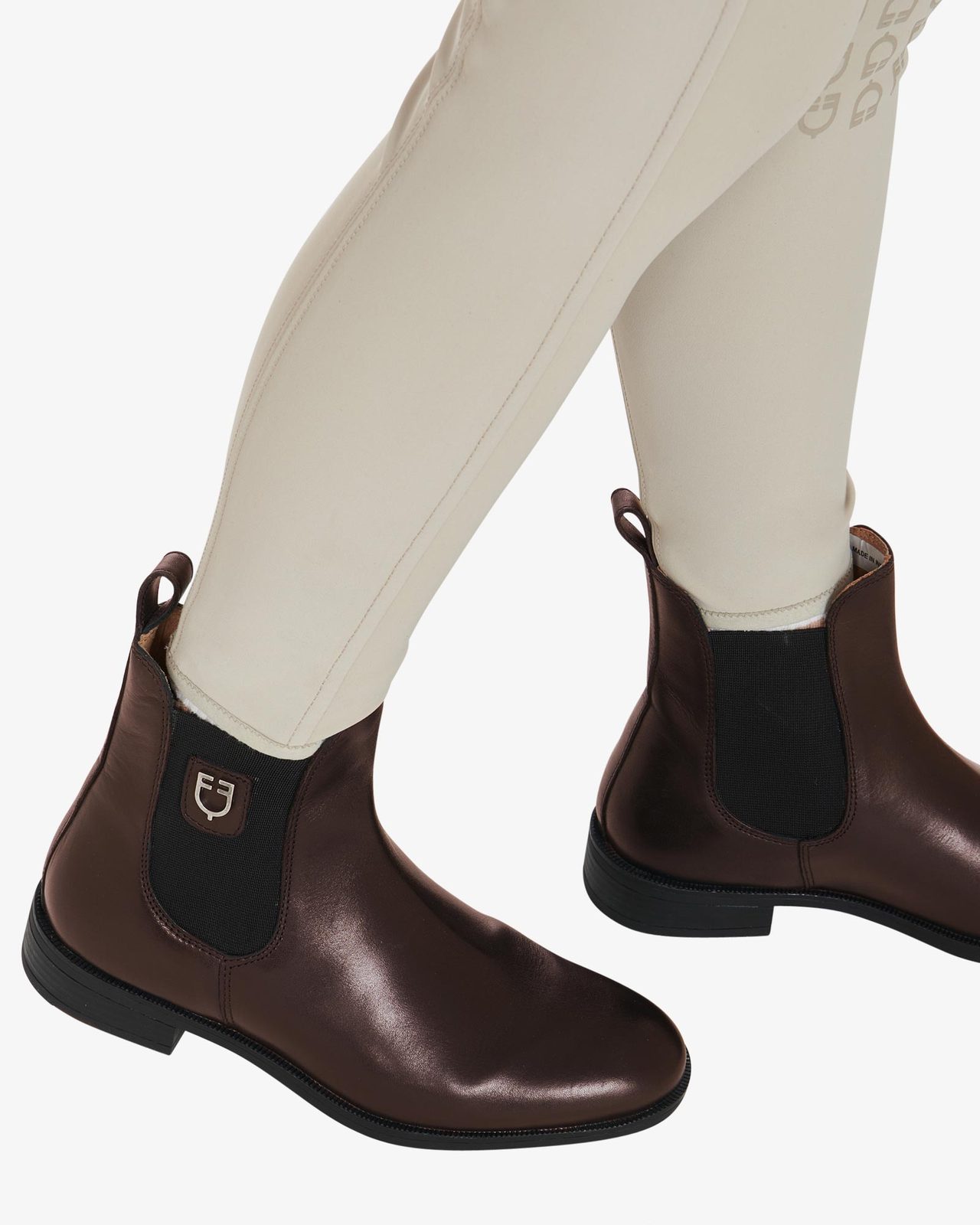 Stivaletti unisex con elastici laterali
