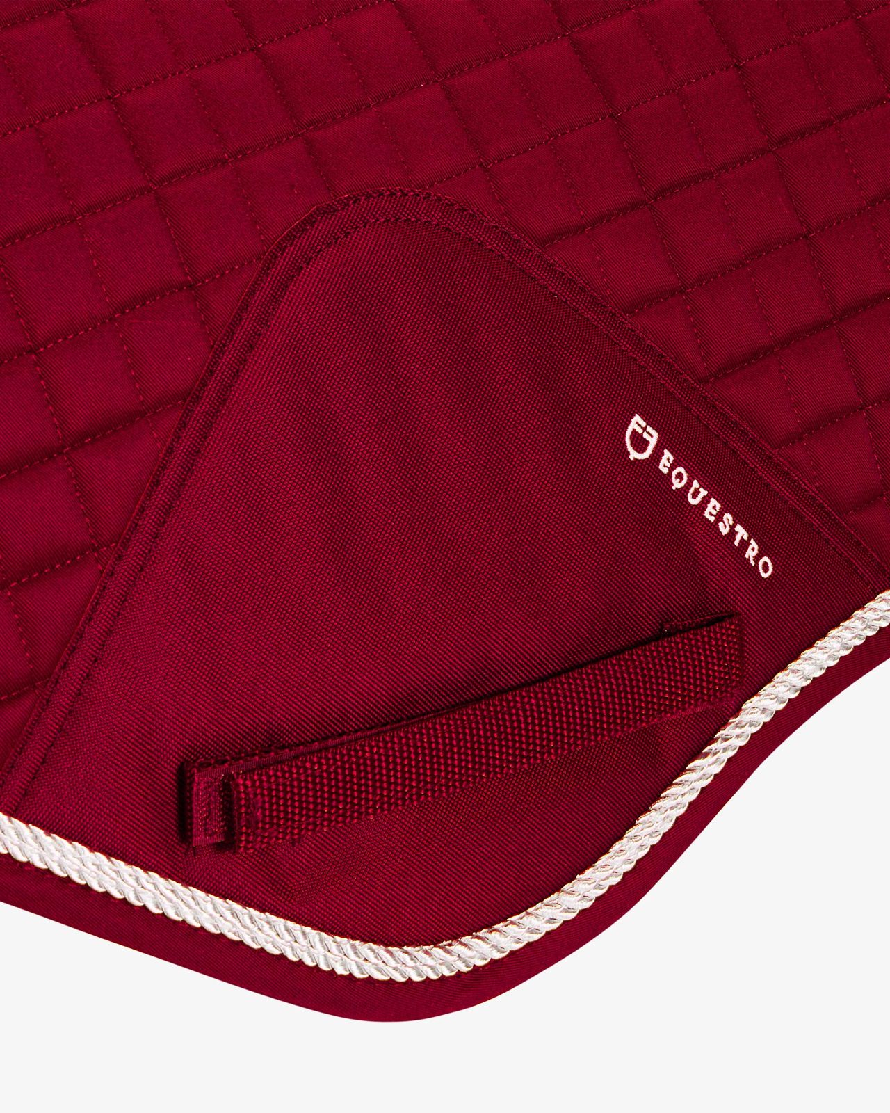 Shaped jumping saddle pad in cotton