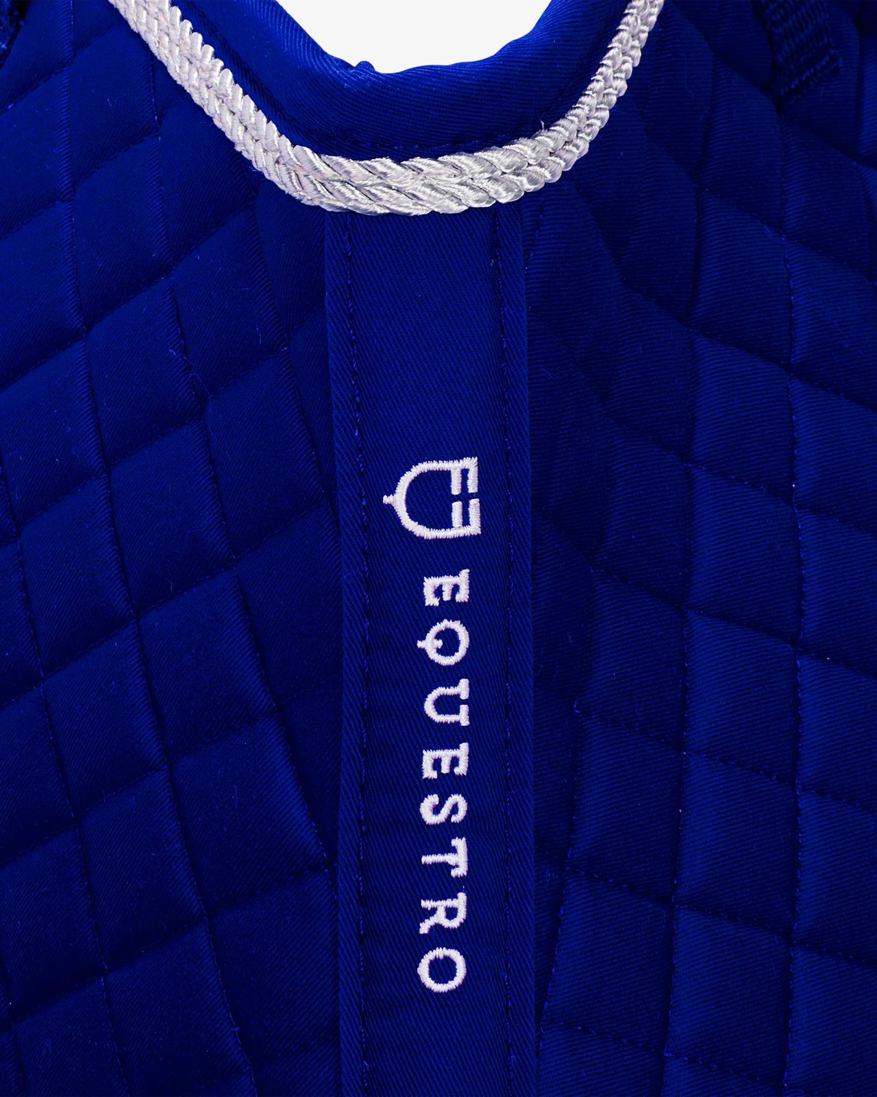 Shaped jumping saddle pad in cotton