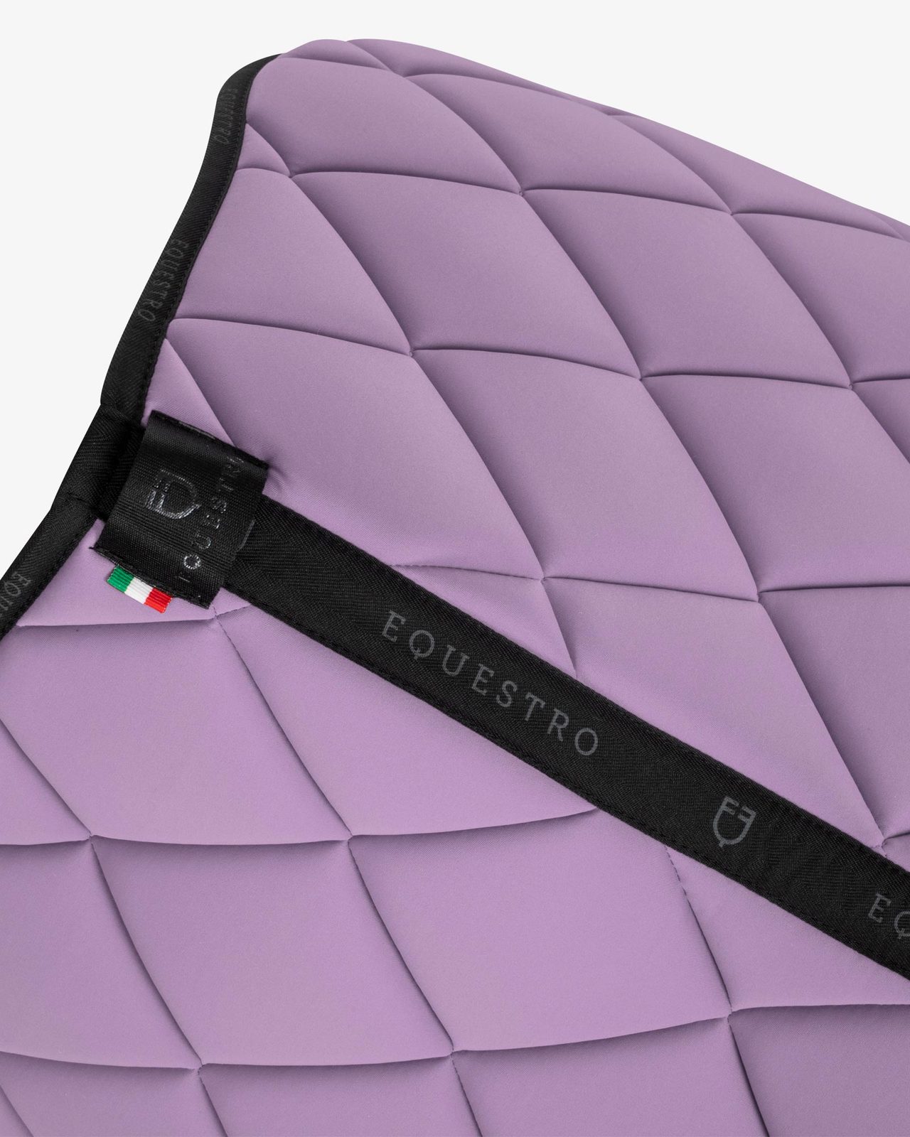 Jumping saddle pad breathable technical fabric