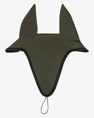 Fly veil in technical fabric with noseband attachment