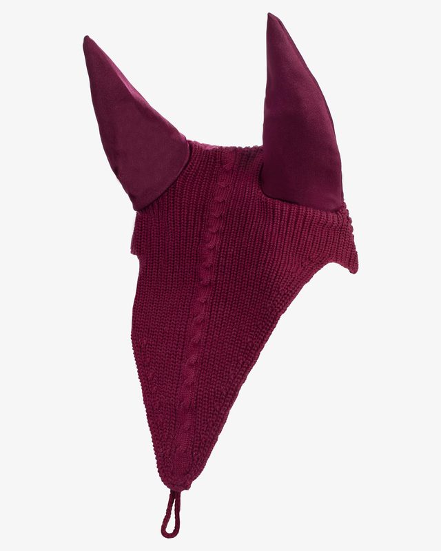 Meshing fly veil with drawstring at the noseband