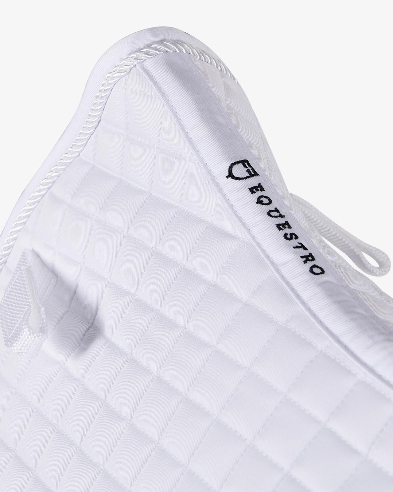 Dressage shaped cotton saddle pad