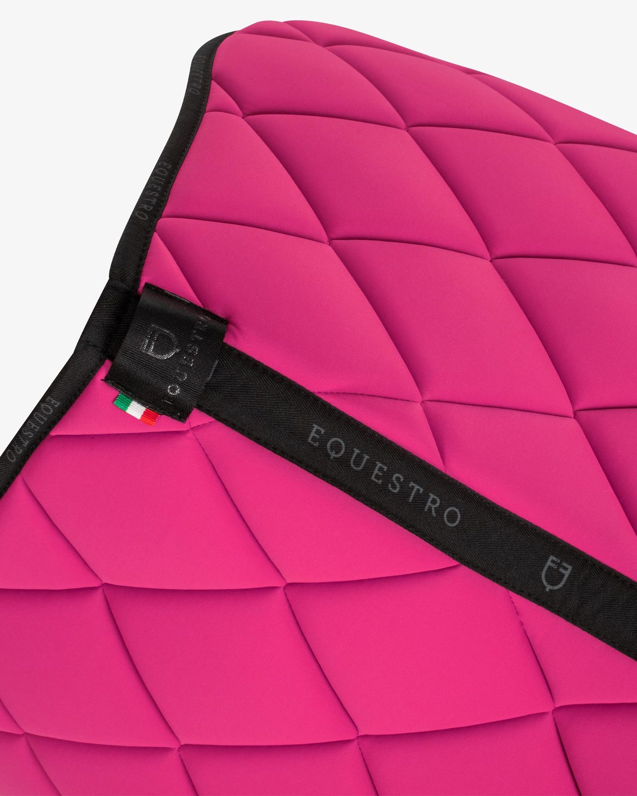Jumping saddle pad breathable technical fabric