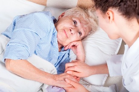 incontinenza anziani quando cambiare pannolone