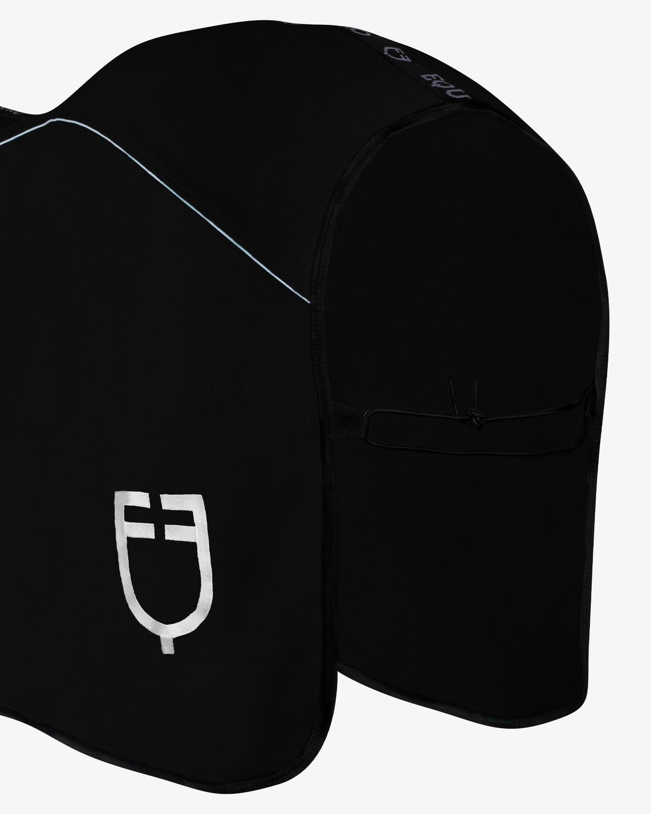 Coperta in pile con chiusura frontale con flap