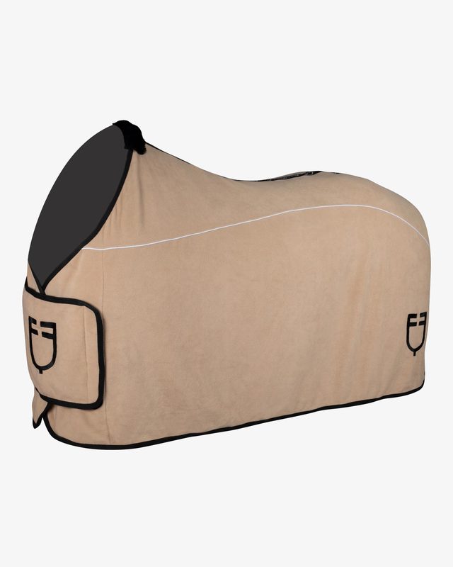 Fleece rug with flap front closure