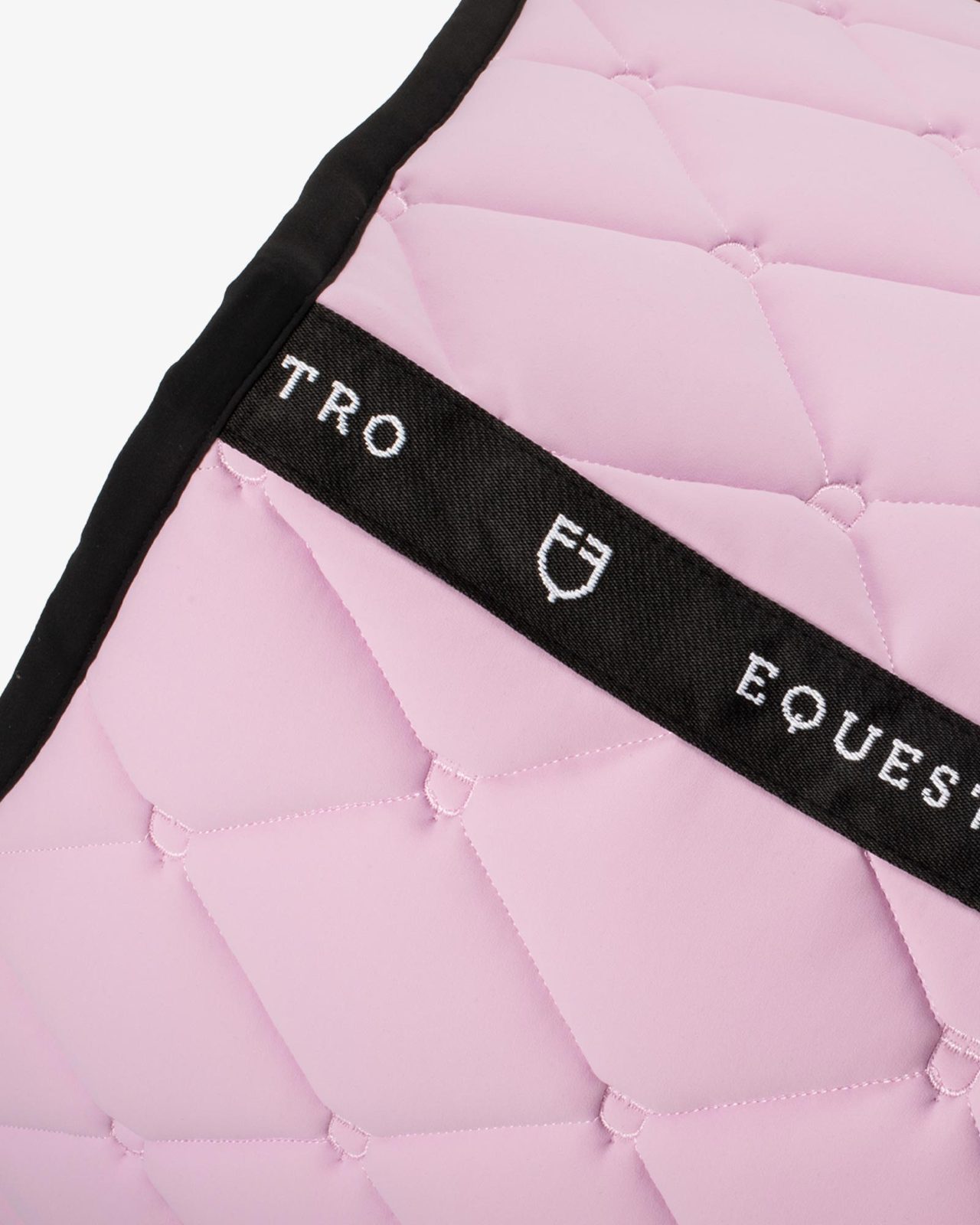 Jumping saddle pad in technical fabric