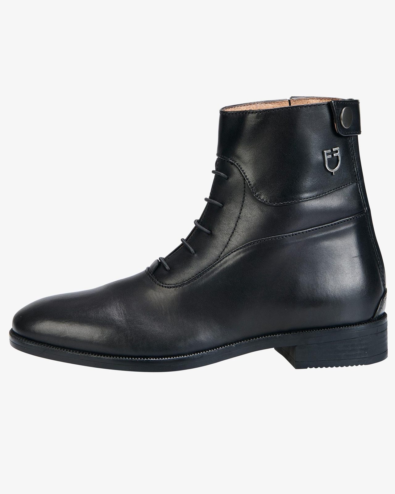 Unisex ankle boots with laces