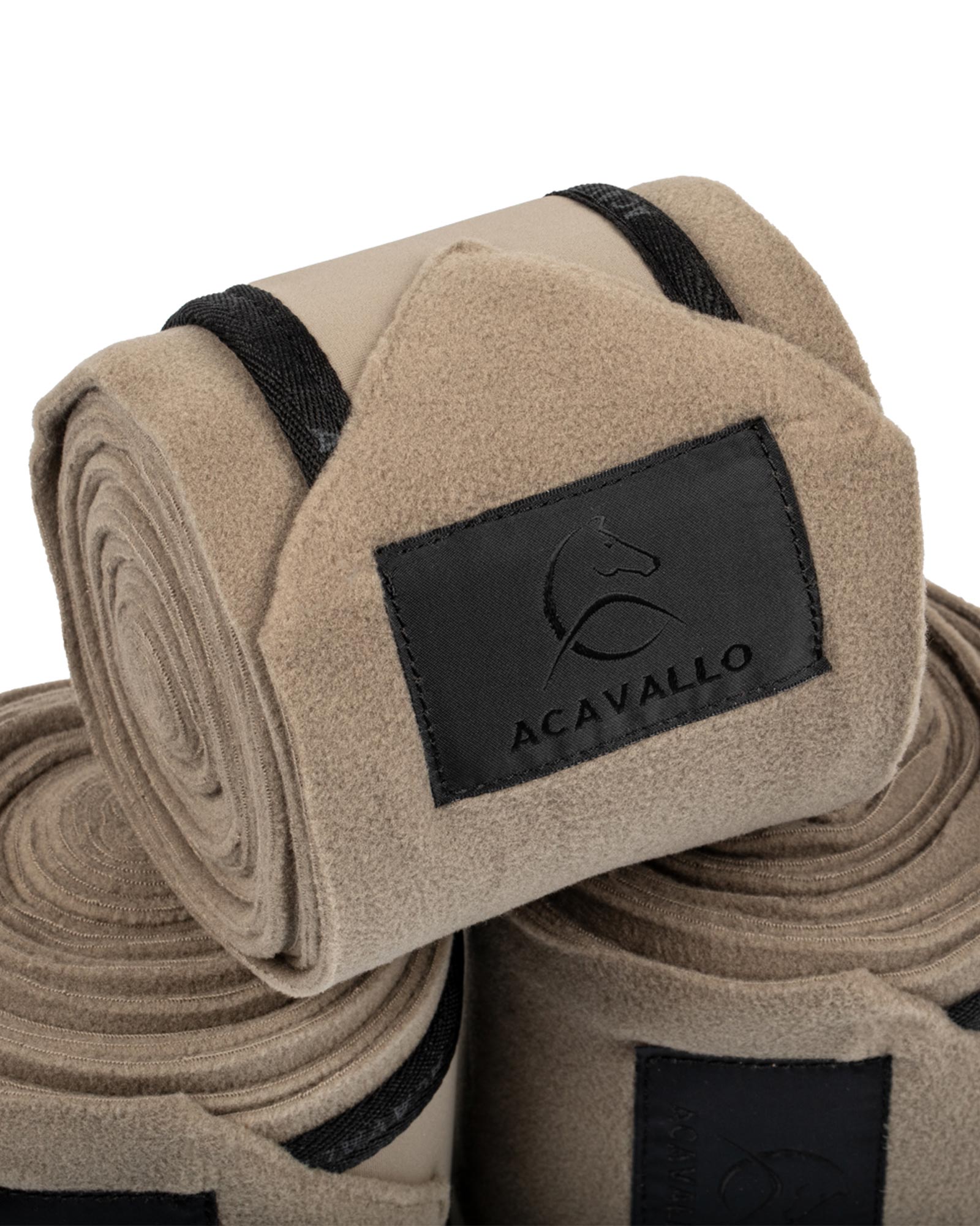 Anti-pilling fleece bandages hook-and-loop closure fastening