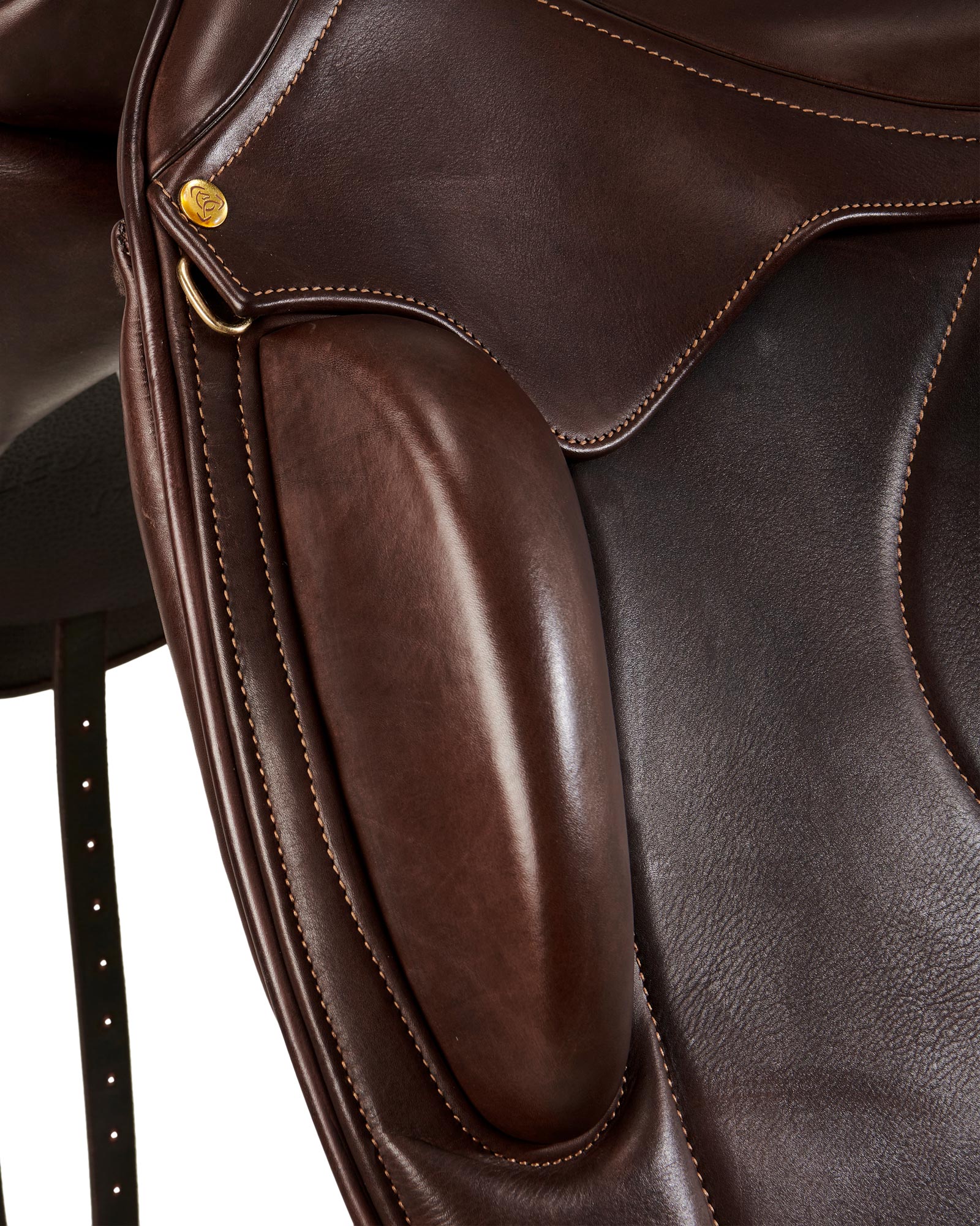 Leonardo dressage saddle wool panels