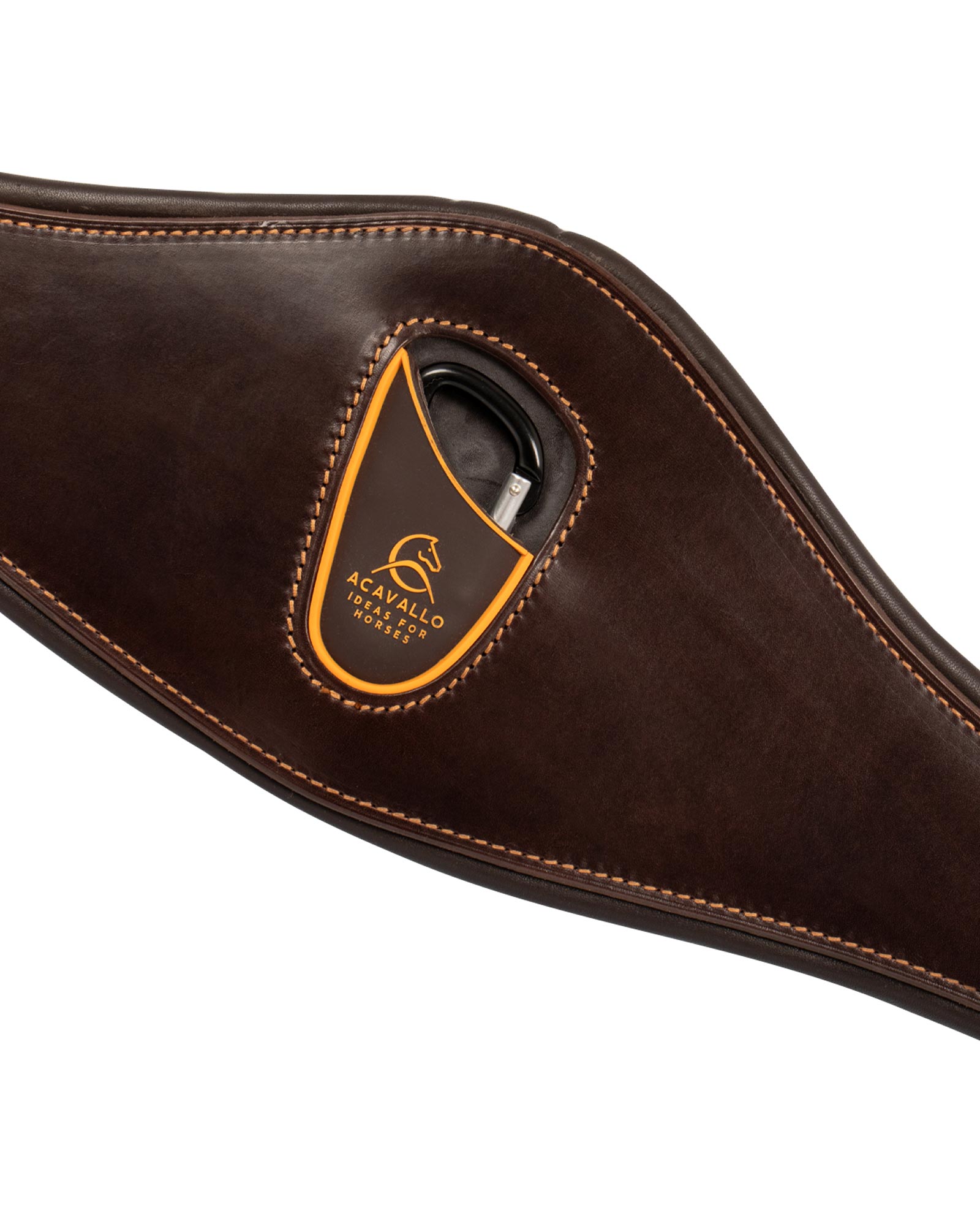 Anatomical jumping girth calfskin