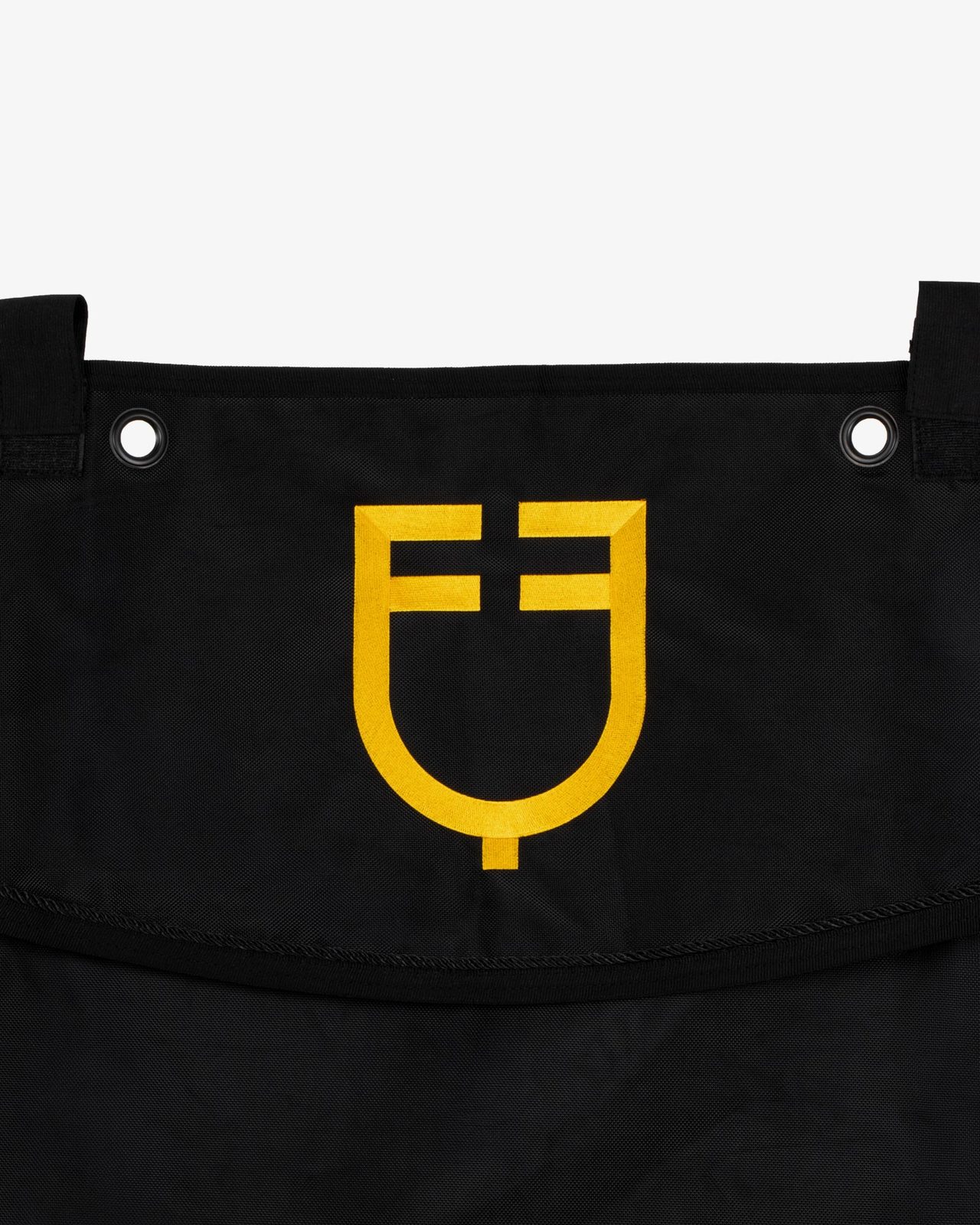 Short stable curtain with embroidered logo
