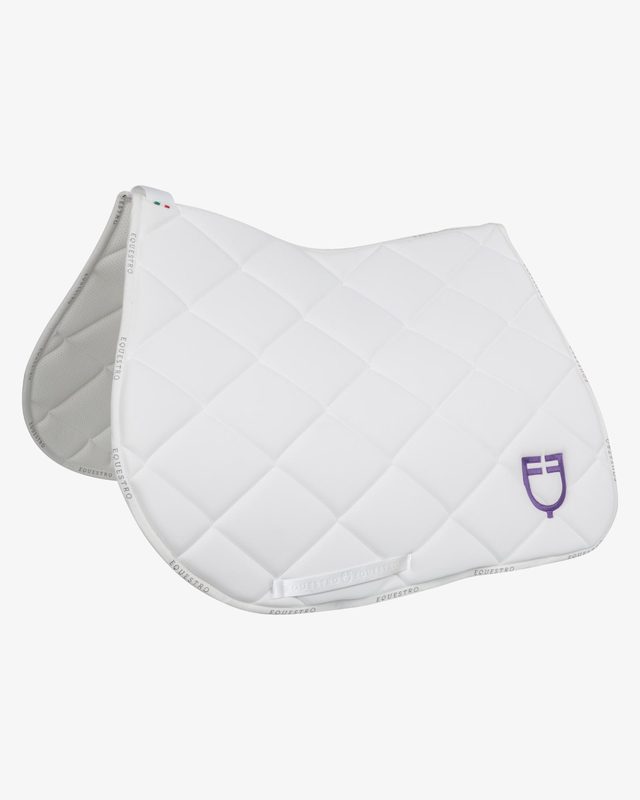Jumping saddle pad with multicolor logo