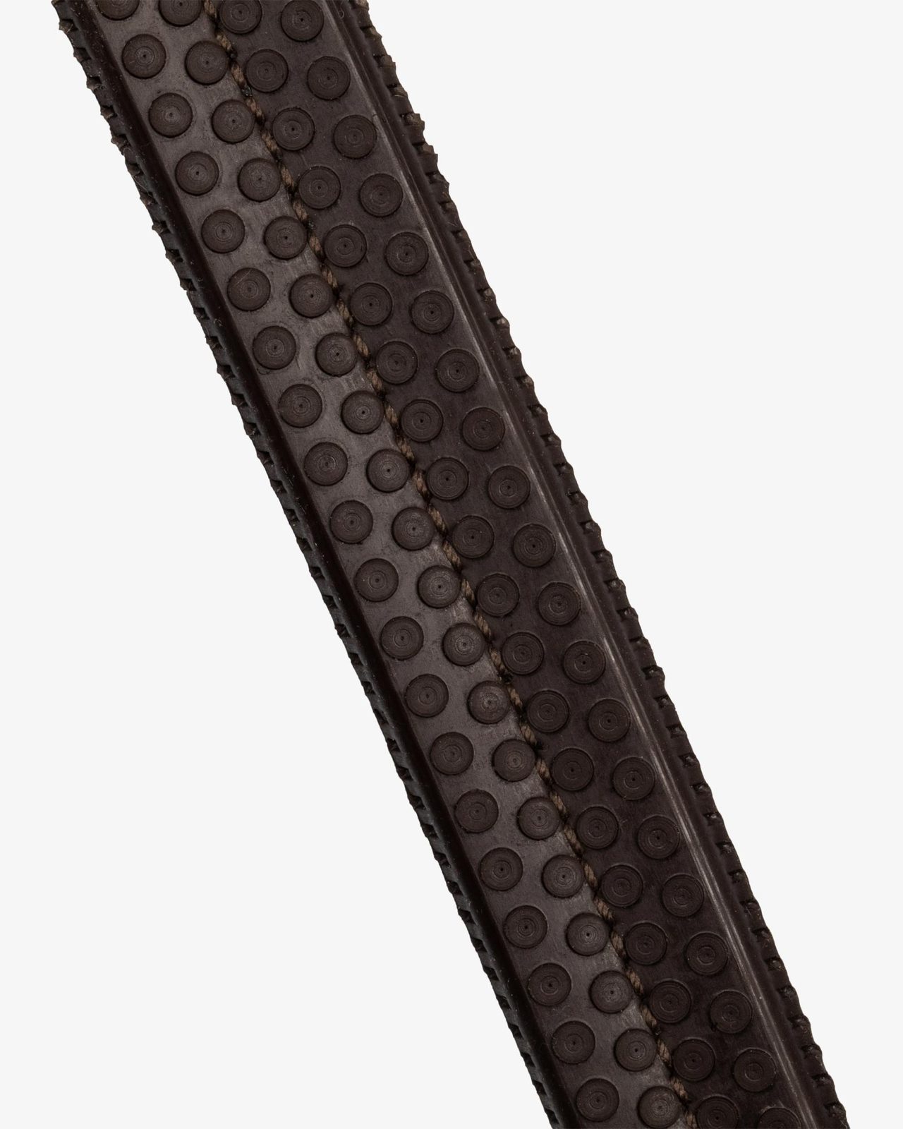 Anatomical bridle with logo