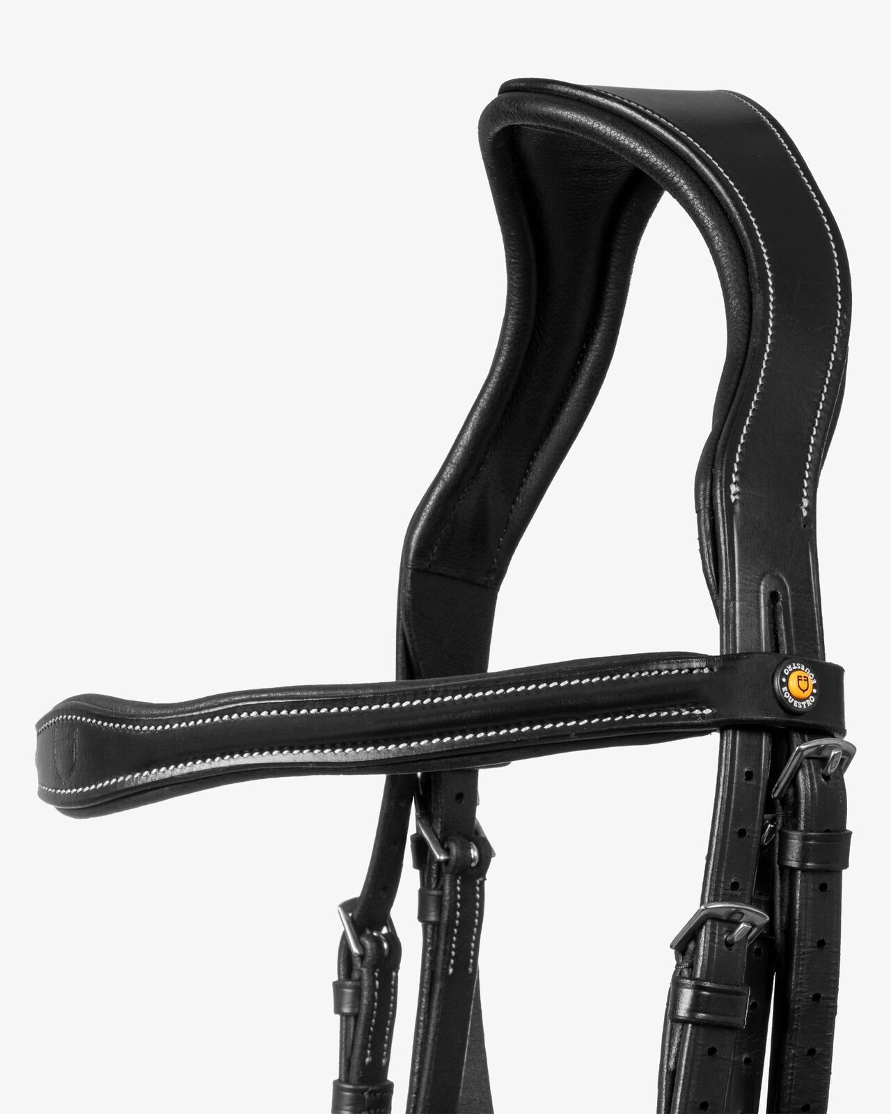 Anatomical bridle with logo