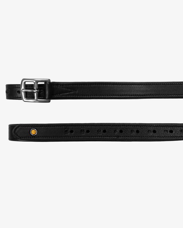 Leather stirrup leathers with numbered holes