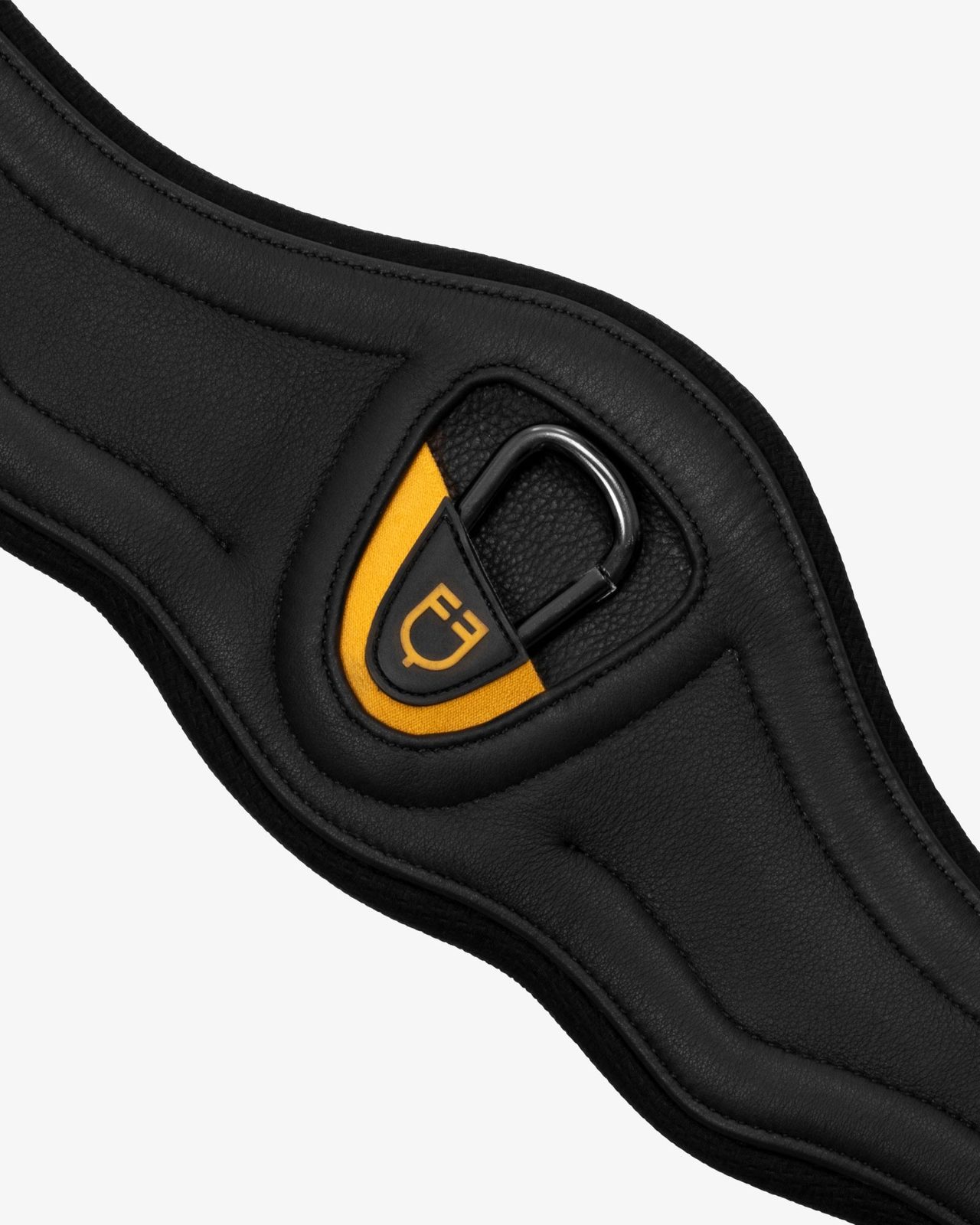 Jumping girth contoured leather