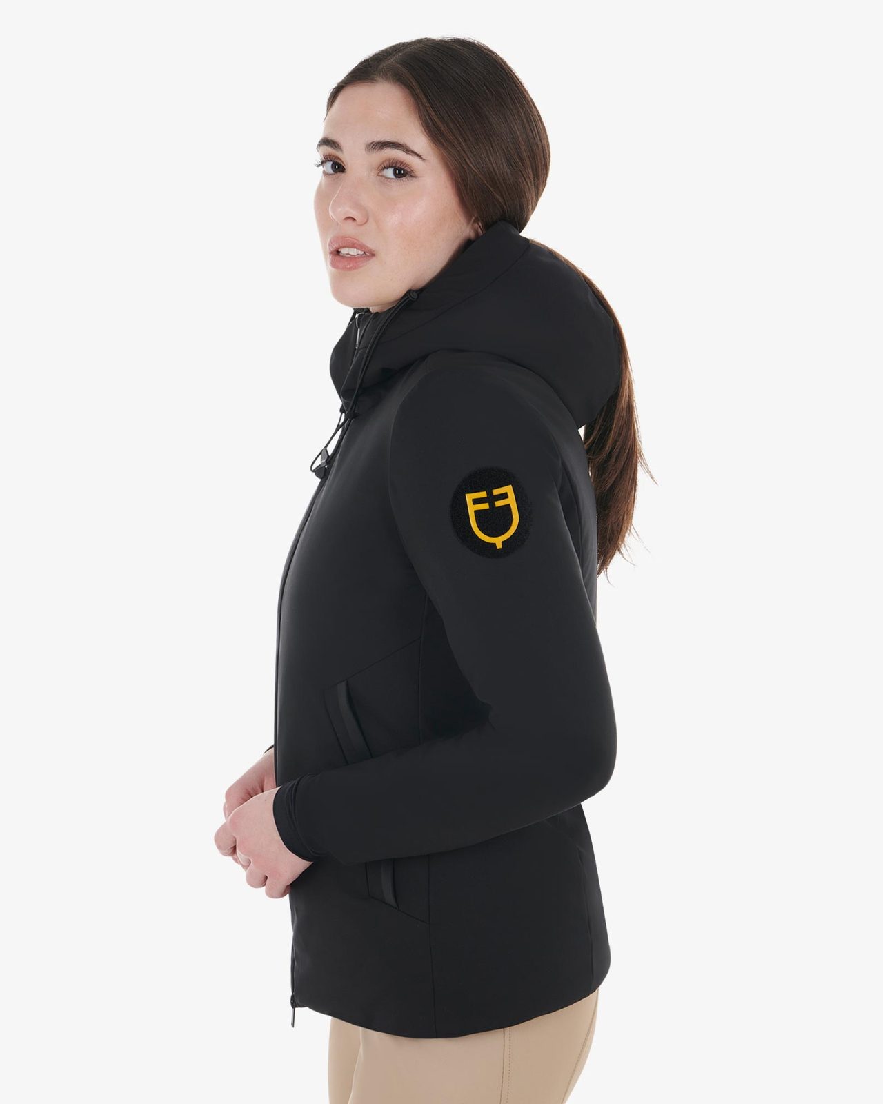 Down jacket water and wind repellent